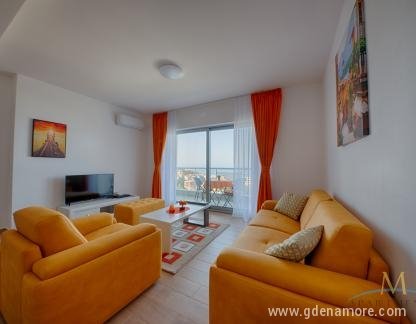 M Apartments, , ενοικιαζόμενα δωμάτια στο μέρος Dobre Vode, Montenegro - sunset